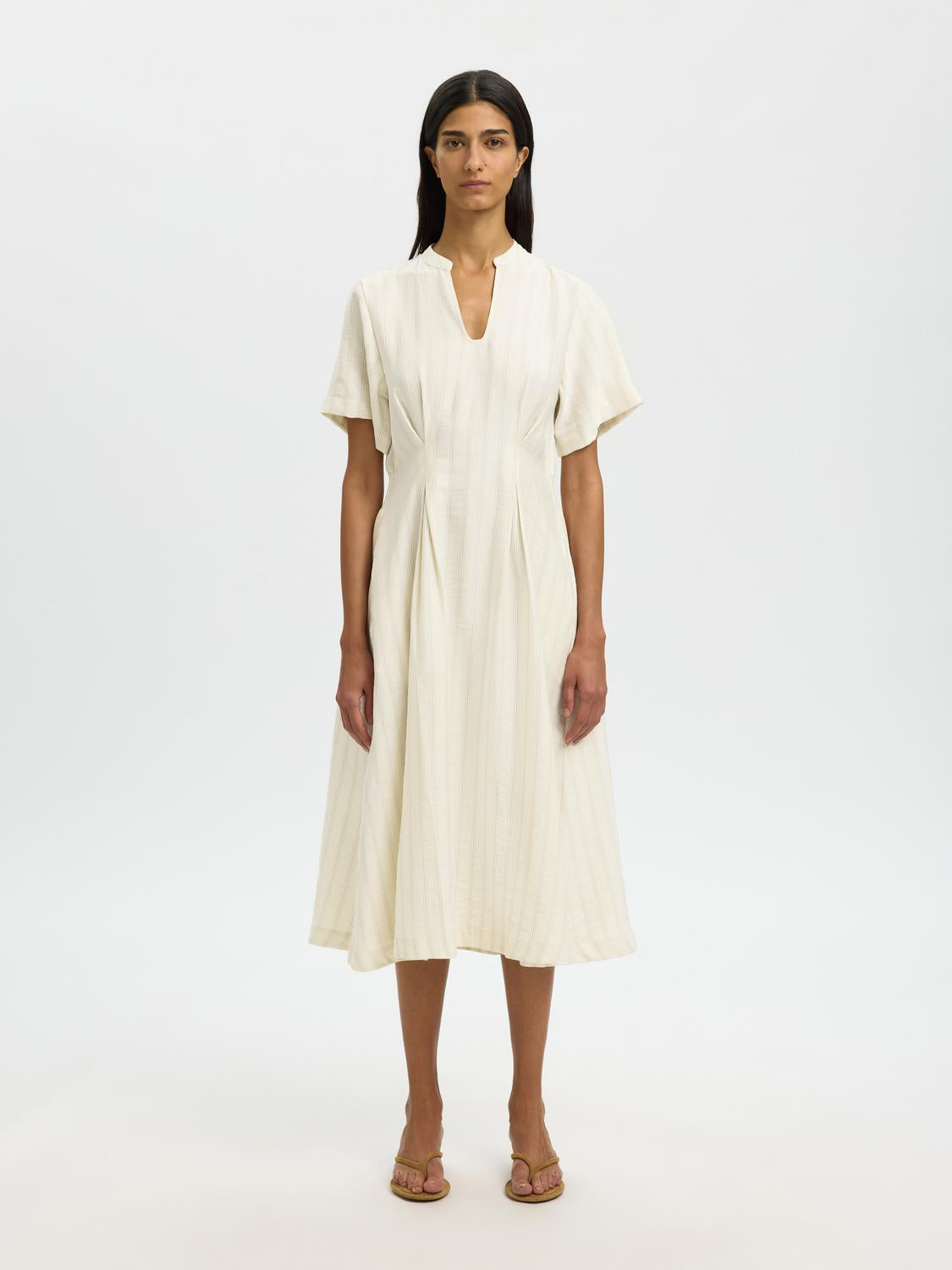 model_shot-front
